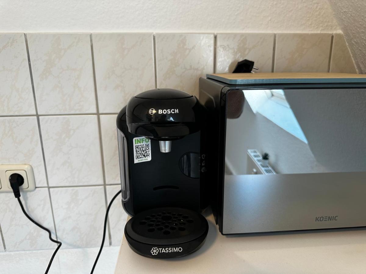 A&V Apartments Schoene Dachgeschoss Wohnung Apt Sterne Gelsenkirchen Dış mekan fotoğraf